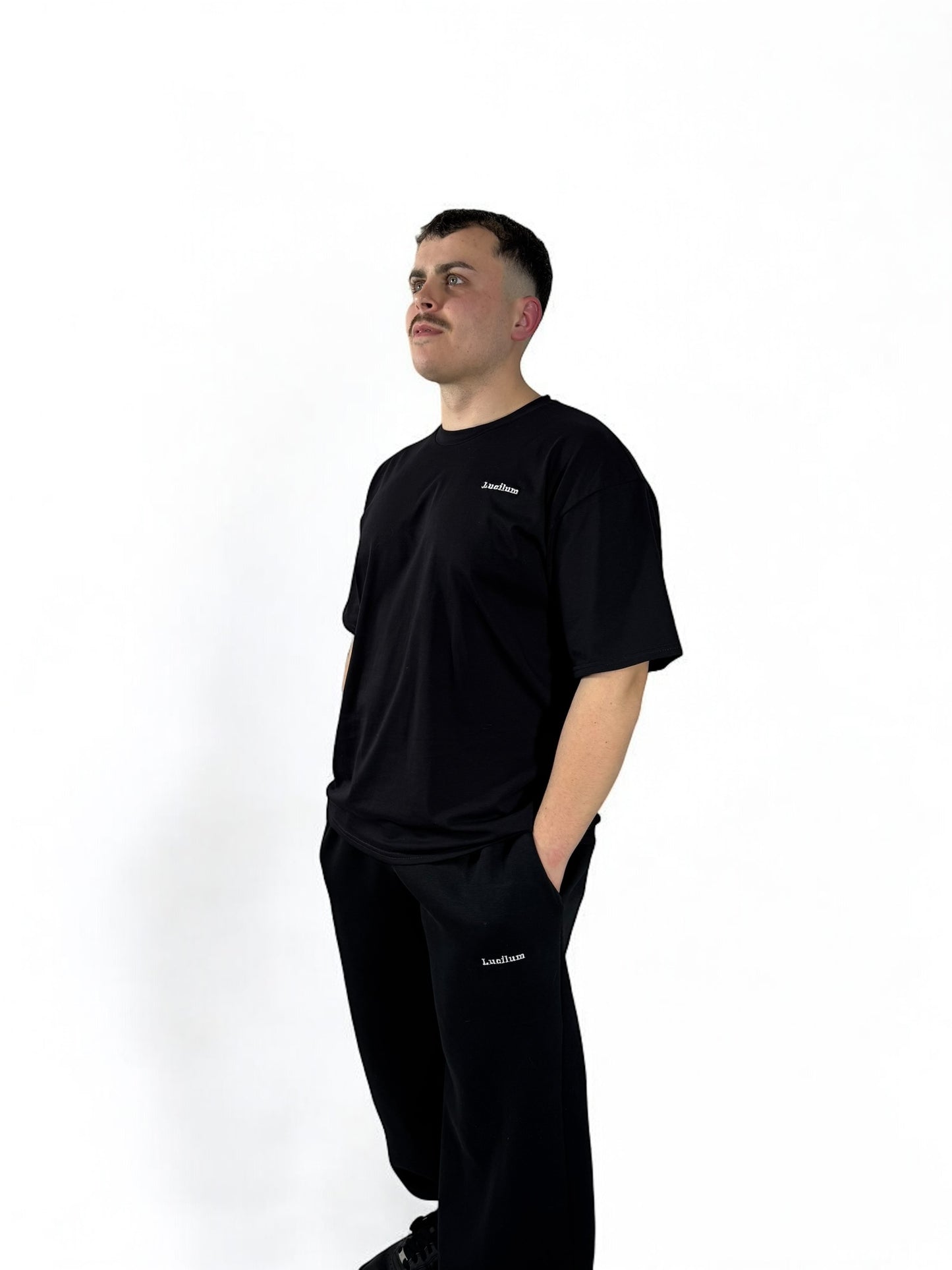 Jogging avec élastique Oversize « Noir » sur mesure